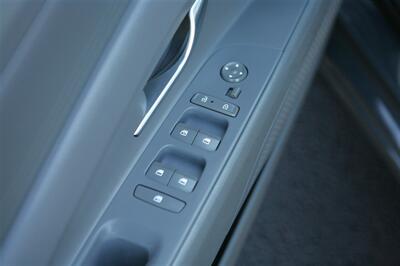 2024 Hyundai ELANTRA SEL   - Photo 9 - Strasburg, PA 17579