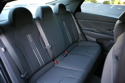 2024 Hyundai ELANTRA SEL   - Photo 14 - Strasburg, PA 17579