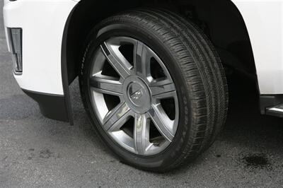 2016 Cadillac Escalade Luxury Collection   - Photo 3 - Strasburg, PA 17579