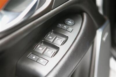 2016 Cadillac Escalade Luxury Collection   - Photo 9 - Strasburg, PA 17579