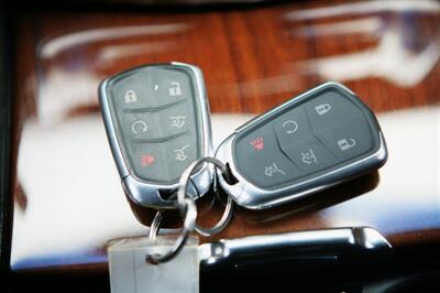 2016 Cadillac Escalade Luxury Collection   - Photo 29 - Strasburg, PA 17579