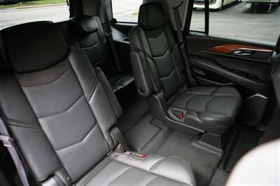 2016 Cadillac Escalade Luxury Collection   - Photo 20 - Strasburg, PA 17579