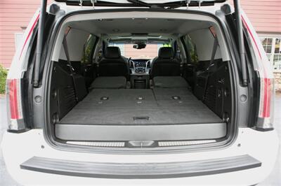 2016 Cadillac Escalade Luxury Collection   - Photo 19 - Strasburg, PA 17579