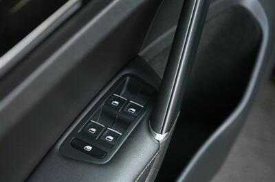 2015 Volkswagen Golf TSI SEL   - Photo 9 - Strasburg, PA 17579