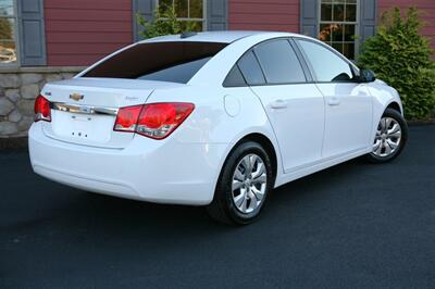 2016 Chevrolet Cruze Limited LS Auto   - Photo 5 - Strasburg, PA 17579