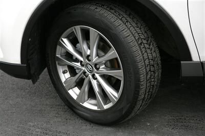 2017 Toyota RAV4 Limited - Photo 3 - Strasburg, PA 17579