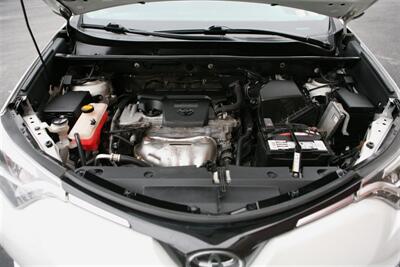 2017 Toyota RAV4 Limited - Photo 7 - Strasburg, PA 17579