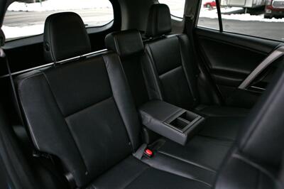 2017 Toyota RAV4 Limited - Photo 17 - Strasburg, PA 17579