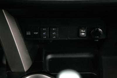 2017 Toyota RAV4 Limited - Photo 24 - Strasburg, PA 17579