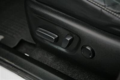 2017 Toyota RAV4 Limited - Photo 11 - Strasburg, PA 17579