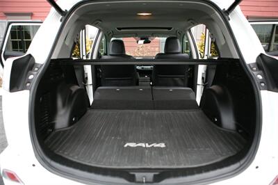 2017 Toyota RAV4 Limited - Photo 16 - Strasburg, PA 17579