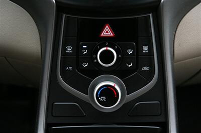 2016 Hyundai ELANTRA SE   - Photo 19 - Strasburg, PA 17579