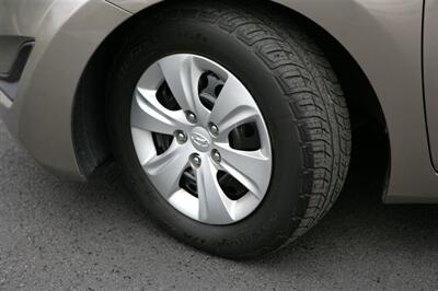 2016 Hyundai ELANTRA SE   - Photo 3 - Strasburg, PA 17579