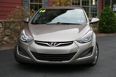 2016 Hyundai ELANTRA SE   - Photo 2 - Strasburg, PA 17579