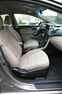 2016 Hyundai ELANTRA SE   - Photo 14 - Strasburg, PA 17579