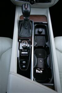 2021 Volvo S60 T5 Momentum AWD   - Photo 23 - Strasburg, PA 17579