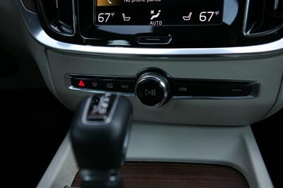 2021 Volvo S60 T5 Momentum AWD   - Photo 22 - Strasburg, PA 17579