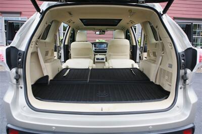 2014 Toyota Highlander Limited Platinum AWD - Photo 19 - Strasburg, PA 17579