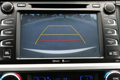 2014 Toyota Highlander Limited Platinum AWD - Photo 33 - Strasburg, PA 17579