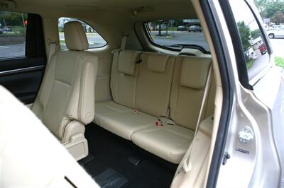 2014 Toyota Highlander Limited Platinum AWD - Photo 16 - Strasburg, PA 17579