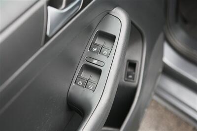2015 Volkswagen Jetta S-tech - Photo 9 - Strasburg, PA 17579