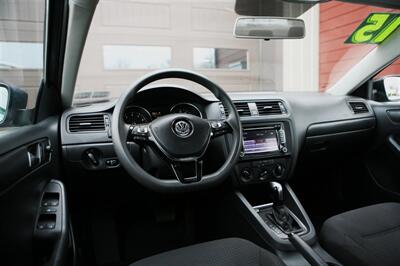 2015 Volkswagen Jetta S-tech - Photo 11 - Strasburg, PA 17579
