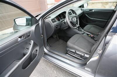 2015 Volkswagen Jetta S-tech - Photo 8 - Strasburg, PA 17579