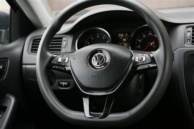 2015 Volkswagen Jetta S-tech - Photo 17 - Strasburg, PA 17579