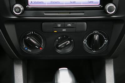 2015 Volkswagen Jetta S-tech - Photo 20 - Strasburg, PA 17579