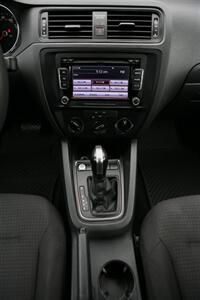 2015 Volkswagen Jetta S-tech - Photo 18 - Strasburg, PA 17579