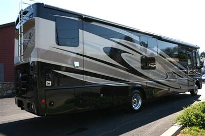 2017 HOLIDAY RAMBLER VACATIONER 36H - Photo 5 - Strasburg, PA 17579