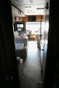 2017 HOLIDAY RAMBLER VACATIONER 36H - Photo 12 - Strasburg, PA 17579