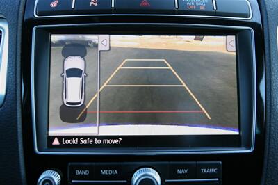 2016 Volkswagen Touareg TDI Lux AWD   - Photo 29 - Strasburg, PA 17579