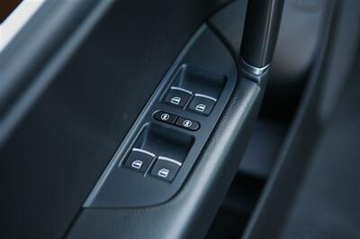 2016 Volkswagen Touareg TDI Lux AWD   - Photo 10 - Strasburg, PA 17579