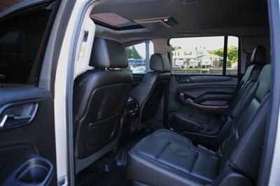 2015 Chevrolet Suburban LTZ 4X4 - Photo 17 - Strasburg, PA 17579