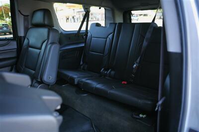 2015 Chevrolet Suburban LTZ 4X4 - Photo 18 - Strasburg, PA 17579