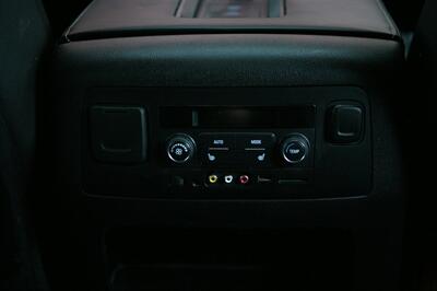 2015 Chevrolet Suburban LTZ 4X4 - Photo 26 - Strasburg, PA 17579