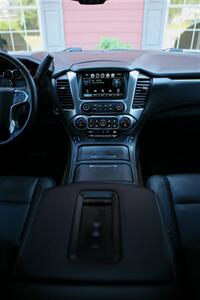 2015 Chevrolet Suburban LTZ 4X4 - Photo 27 - Strasburg, PA 17579