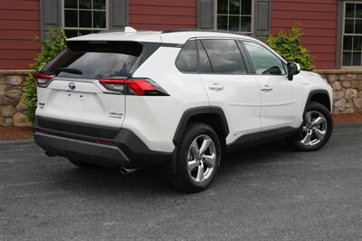 2021 Toyota RAV4 Hybrid Limited AWD   - Photo 5 - Strasburg, PA 17579