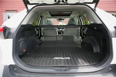 2021 Toyota RAV4 Hybrid Limited AWD   - Photo 16 - Strasburg, PA 17579
