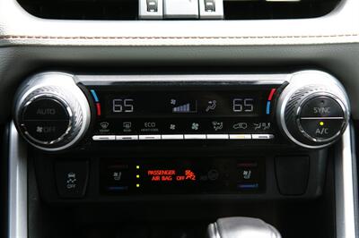 2021 Toyota RAV4 Hybrid Limited AWD   - Photo 25 - Strasburg, PA 17579