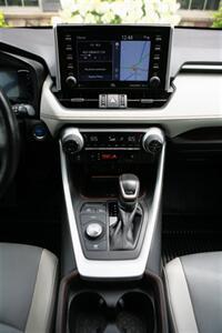 2021 Toyota RAV4 Hybrid Limited AWD   - Photo 22 - Strasburg, PA 17579