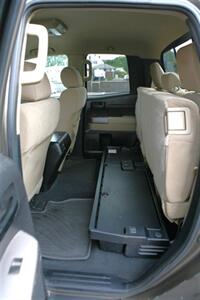 2013 Toyota Tundra Grade 4.6L V8 - Photo 14 - Strasburg, PA 17579