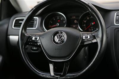 2017 Volkswagen Jetta 1.4T SE 5-Speed Manual - Photo 17 - Strasburg, PA 17579