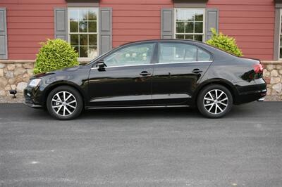 2017 Volkswagen Jetta 1.4T SE 5-Speed Manual - Photo 4 - Strasburg, PA 17579