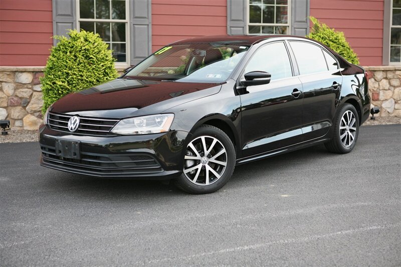 2017 Volkswagen Jetta 1.4T SE 5-Speed Manual   - Photo 1 - Strasburg, PA 17579