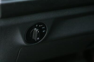 2019 Volkswagen Jetta SE   - Photo 10 - Strasburg, PA 17579