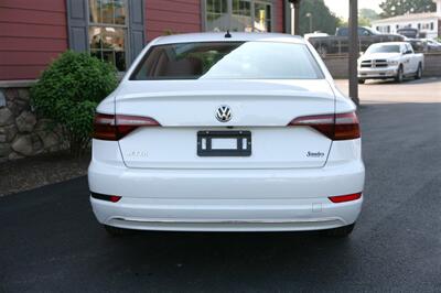 2019 Volkswagen Jetta SE   - Photo 6 - Strasburg, PA 17579