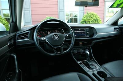 2019 Volkswagen Jetta SE   - Photo 11 - Strasburg, PA 17579
