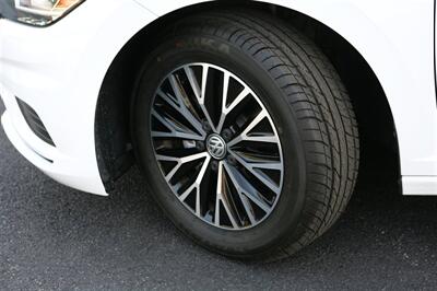 2019 Volkswagen Jetta SE   - Photo 3 - Strasburg, PA 17579